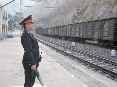 了解鐵路上的五大系統(tǒng)，車，機(jī)，工，電，輛崗位工作