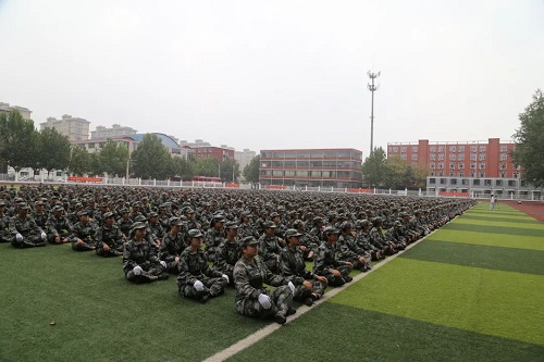 石家莊東華鐵路學(xué)校2024年招生專(zhuān)業(yè)及報(bào)名條件